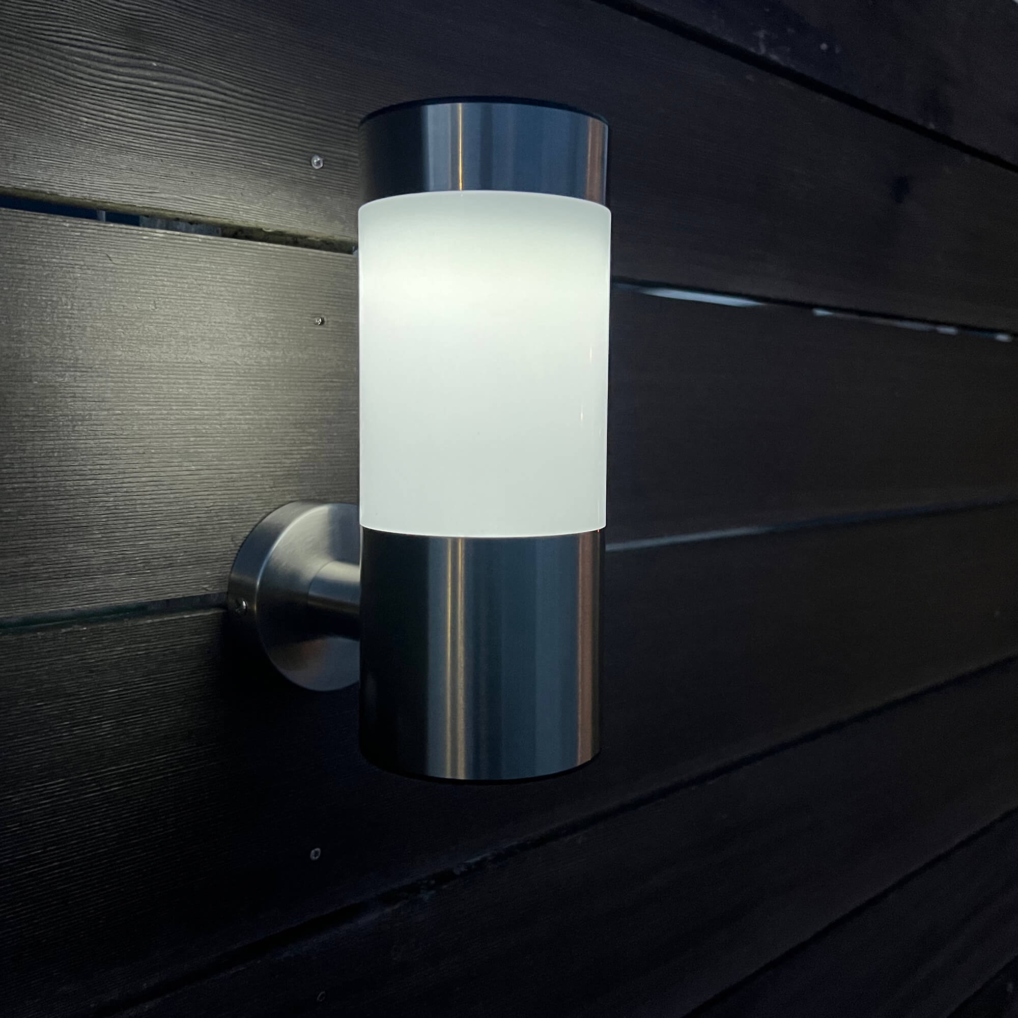 Solar Wall Light