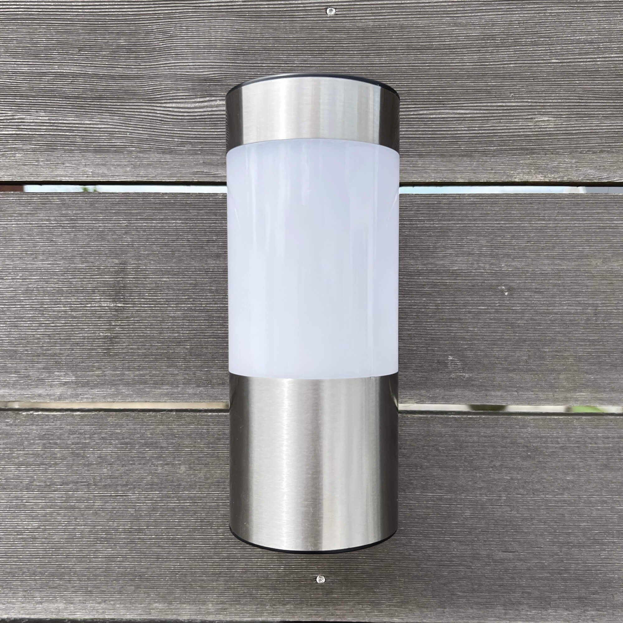 Moonori Solar Wall Light