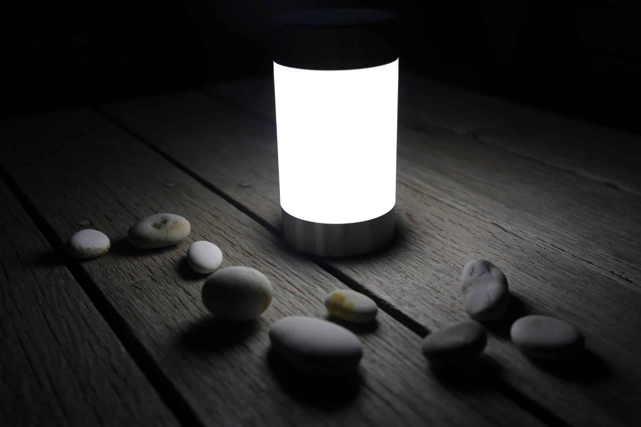 Lazesol Table Light